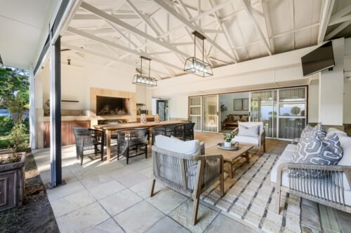 Nadoras Rest COMMUNAL AREA 02 5 of 14 1