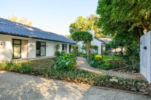 Nadoras Rest EXTERIOR 02 2 of 25