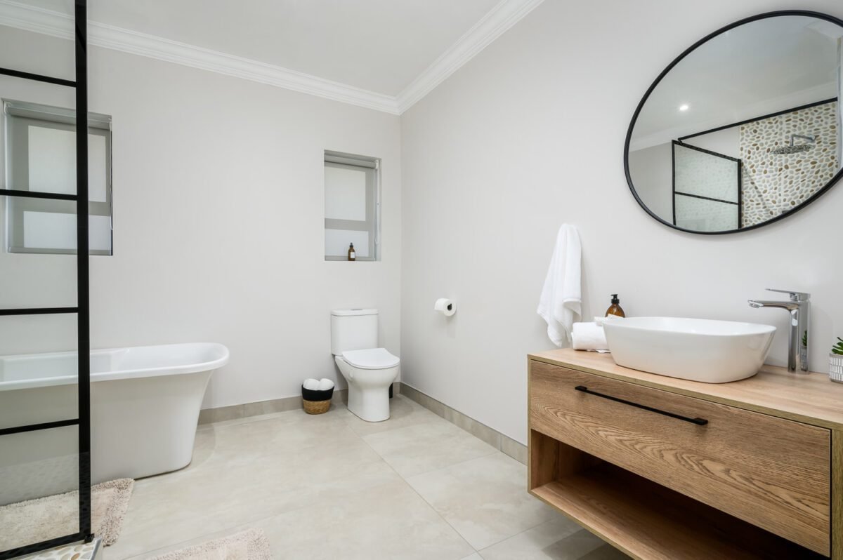 Nadoras Rest UNIT 2 7 of 18 1