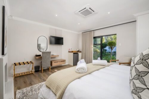 Nadoras Rest UNIT 4 6 of 15 1