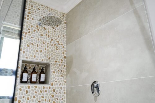 Nadoras Rest UNIT 5 15 of 16