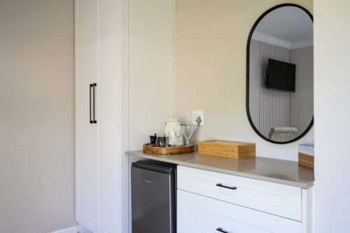 Nadoras Rest UNIT 6 11 of 17