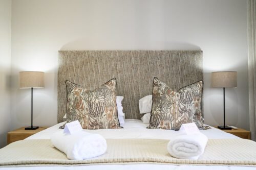 Nadoras Rest UNIT 6 13 of 17