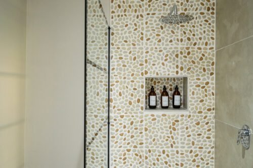 Nadoras Rest UNIT 6 15 of 17