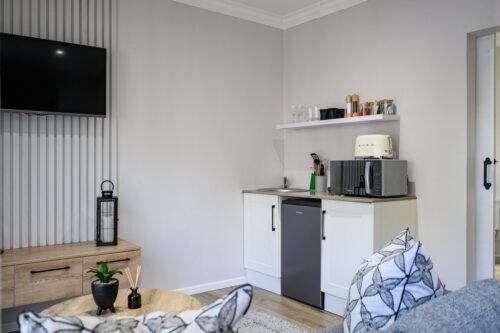 Nadoras Rest UNIT 7 16 of 25