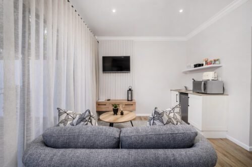 Nadoras Rest UNIT 7 2 of 25